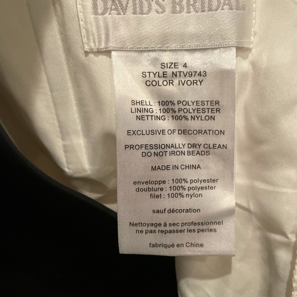 David’s Bridal dress - Picture 5 of 6
